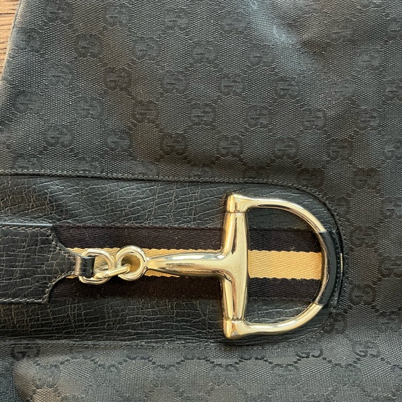 Gucci Hassler Hobo Bag - Picture 5 of 13